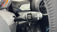 MINI Hatchback 1.5 Cooper Classic 5dr Auto [Nav Pack] Petrol Hatchback